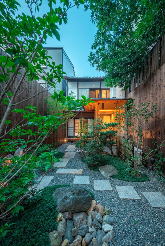 Traditional Kyoto Machiya Townhouse for Sale in Nakagyo Ward - Thumbnail 2