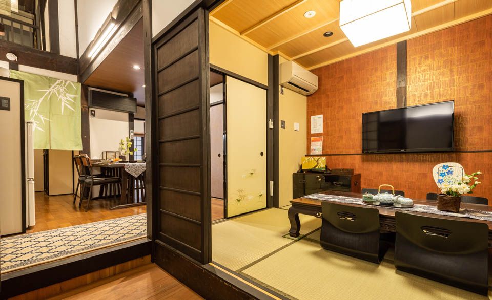 Traditional Kyoto Machiya Townhouse for Sale in Nakagyo Ward - Thumbnail 4