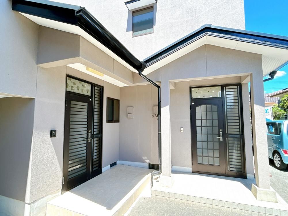 Renovated 4LDK House in Kikuchi City with Dual Entries - Thumbnail 2