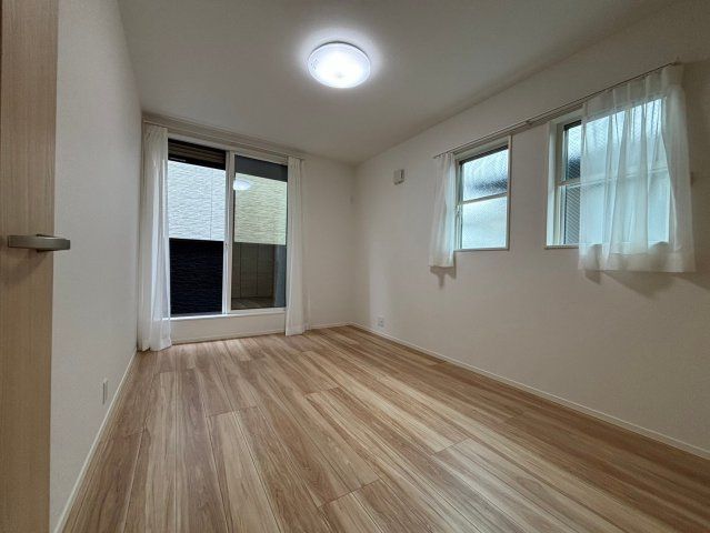 3LDK Modern House in Yoshikawa, Saitama | 2024 Build - Thumbnail 4