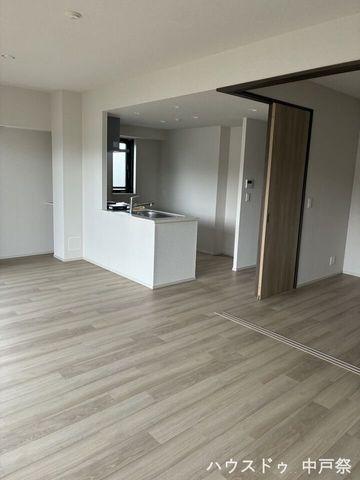 3SLDK Apartment for Sale Near Utsunomiya Station — Interior, Utsunomiya, Tochigi