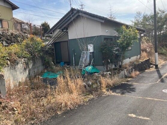 Compact 3DK House for Sale in Nakatsugawa, Gifu - Thumbnail 2