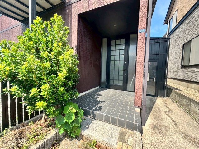 4LDK Detached House for Sale in Hamasaka, Tottori City - Thumbnail 2