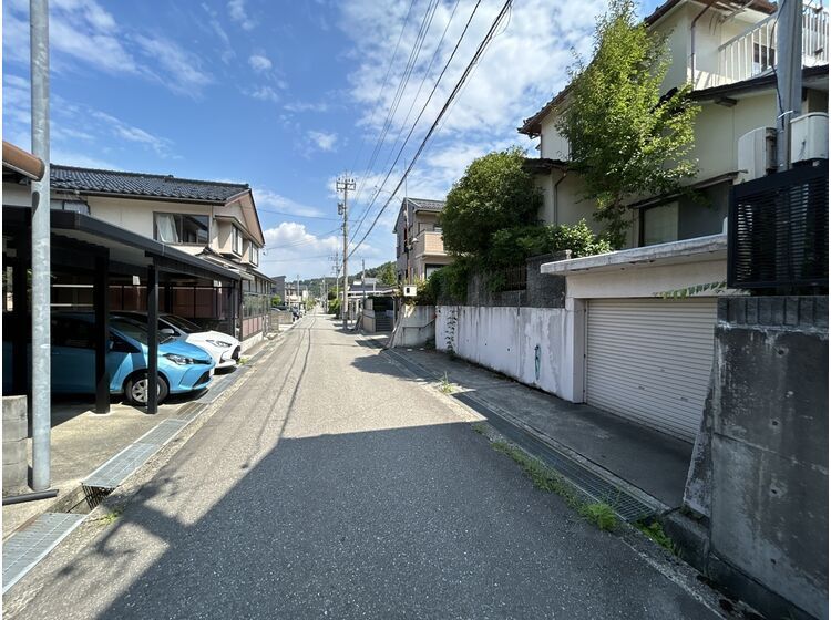 65 Tsubo Land Plot in Kanazawa's Tagamishinmachi - Thumbnail 3