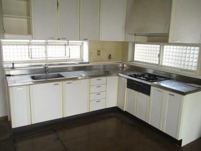 [Homes] Used detached house (Property number: 3332991-0000798) 6 minutes walk from Asahigaoka 2-chome bus stop (Kakegawa City) — Image 2, Kakegawa, Shizuoka