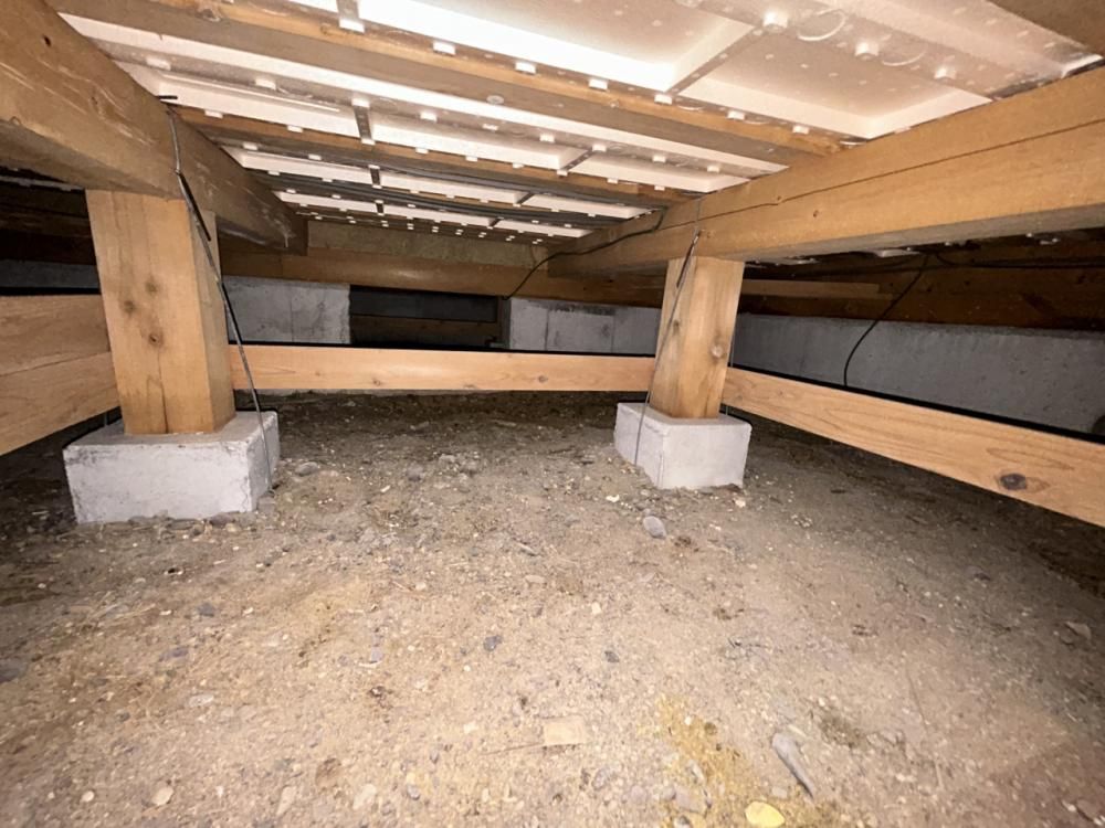 Renovated 4-Bedroom House in Suzuka with Garage - Thumbnail 3