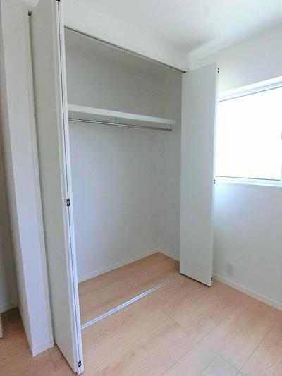 4LDK House in Kure City with Spacious Living Area — Image 4, Kure, Hiroshima