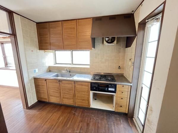 4LDK House in Kobe's Kita Ward with 166㎡ Land - Thumbnail 4
