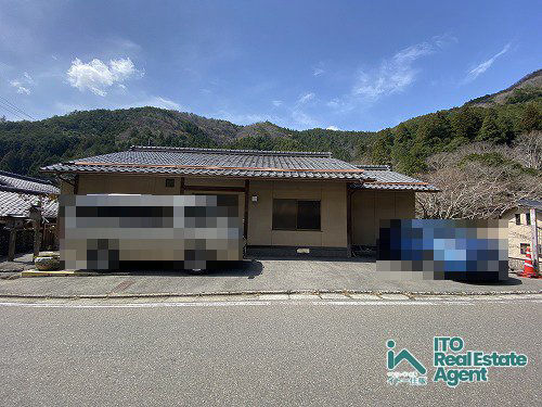 4DK House in Kyoto's Left District with Mountain Views - Thumbnail 3