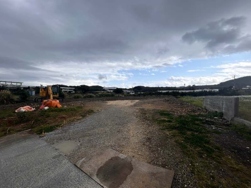 Land for Sale in Tomigusuku City, Okinawa - 122.8 sqm - Thumbnail 2