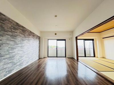 Spacious 3LDK Apartment in Kasukabe - Recently Renovated — Image 4, Kasukabe, Saitama