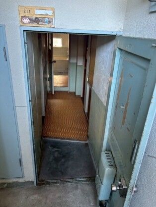 2DK Apartment for Sale in Yoshino Town, Nara for 900,000 Yen - Image 1