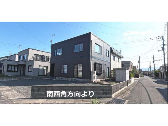 4LDK House for Sale in Aomori City, Aomori - Thumbnail 3