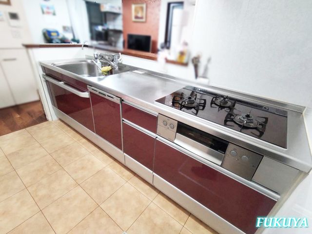 4LDK House for Sale in Yamashina, Kyoto with Solar Panels - Thumbnail 4