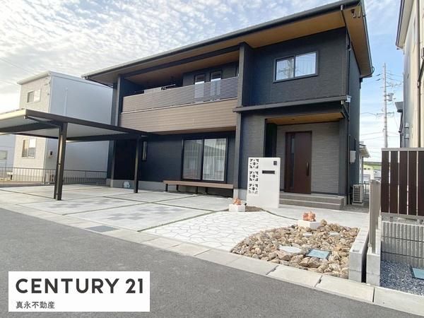 4LDK Solar-Powered Family Home for Sale in Ogaki, Gifu - Image 1