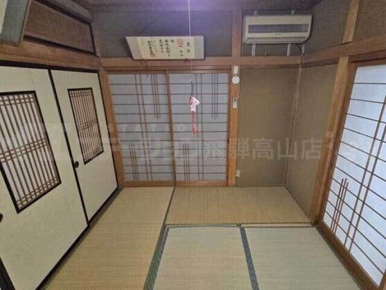 Wooden 6DK House for Sale in Takayama, Gifu - Thumbnail 3
