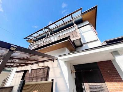 2LDK House in Hadano with South-Facing Balcony — Image 1, Hadano, Kanagawa