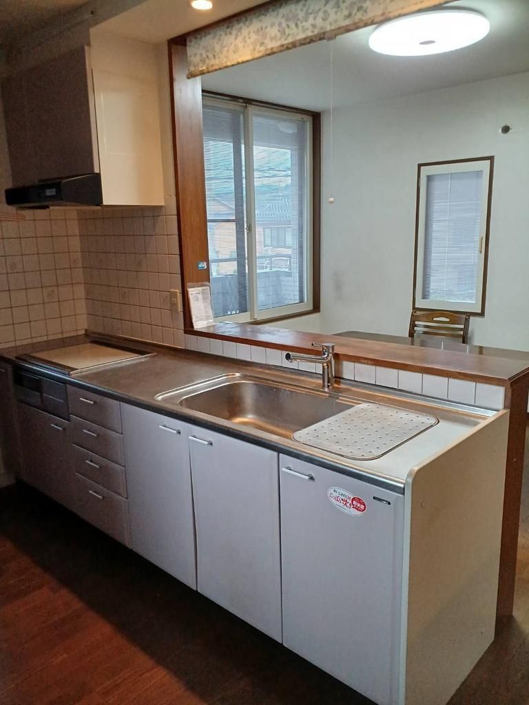 6LDK family home in Kurayoshi with parking - Thumbnail 4