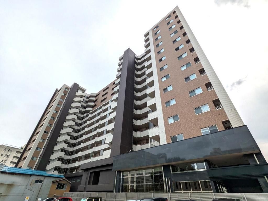 2LDK Apartment with Hot Spring Bath & Garage in Nagaoka - Thumbnail 2