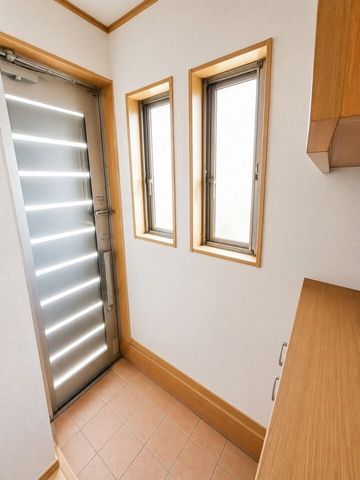 Renovated 2DK Detached House in Yokosuka, Kanagawa - Thumbnail 2