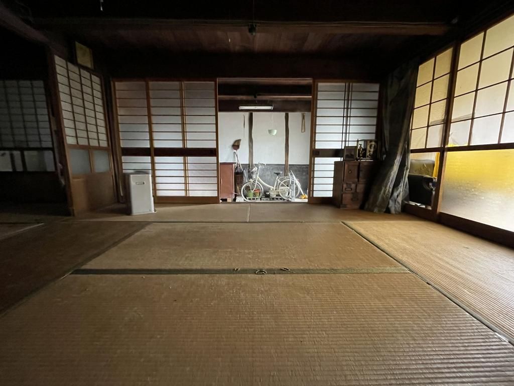 6DK House for Sale in Tsuyama, Okayama - 5 Min Walk to Station - Thumbnail 4