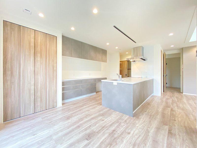 4LDK Modern House in Otsu with Loft and 2 Parking Spaces - Thumbnail 2