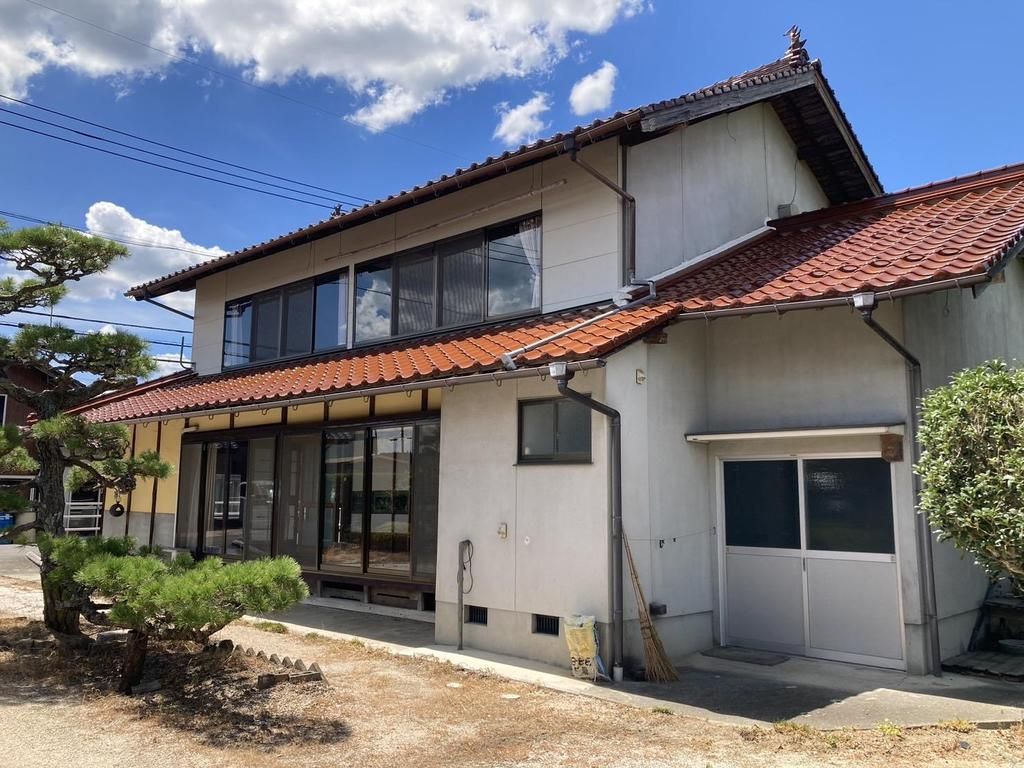 7DK House for Sale in Shobara, Hiroshima | 166.1m² - Thumbnail 2