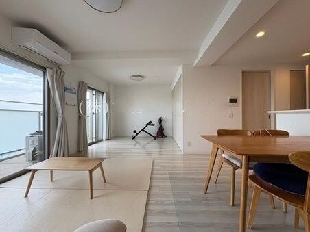 2LDK Apartment for Sale in Miyazaki City, Miyazaki Prefecture - Thumbnail 4