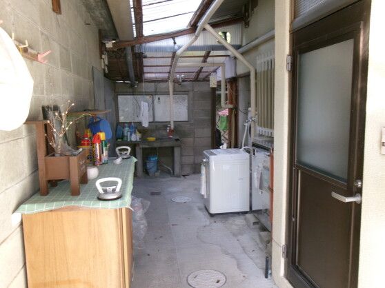 Spacious 10DK House with Outbuilding for Sale in Sayo, Hyogo - Thumbnail 4