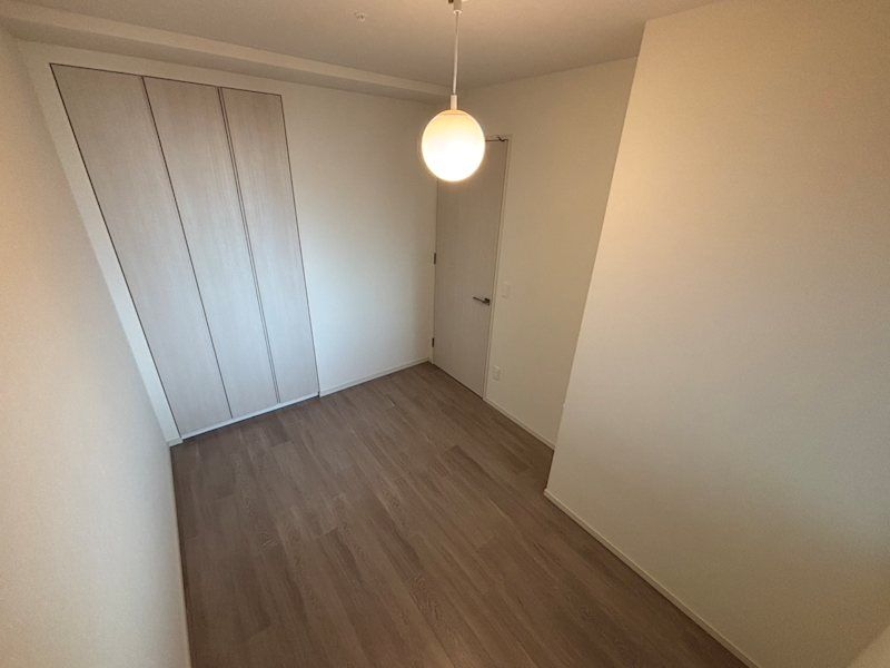 Familiare Ozone Urban Gate 9F 2LDK Apartment in Nagoya - Thumbnail 3