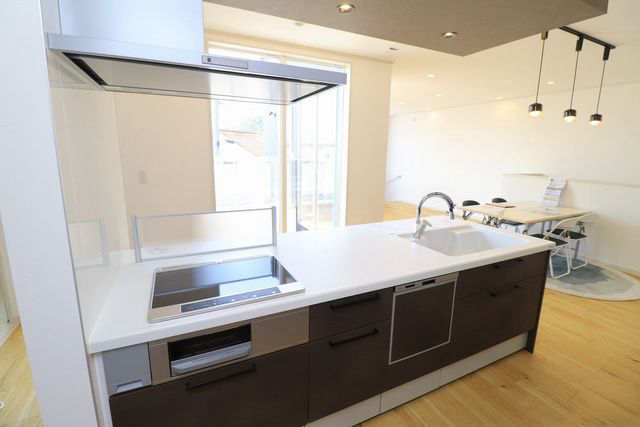 Modern 3SLDK house in Kagoshima with designer features - Thumbnail 3