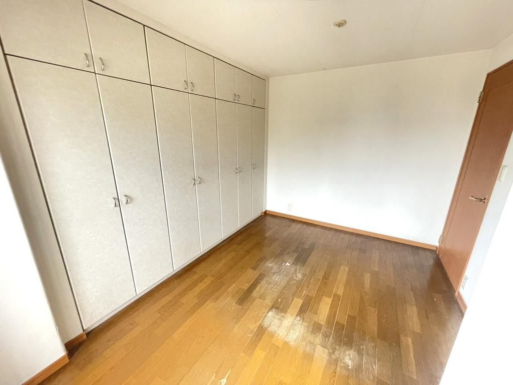 3LDK Apartment for Sale in Oita City, Oita Prefecture - Thumbnail 4