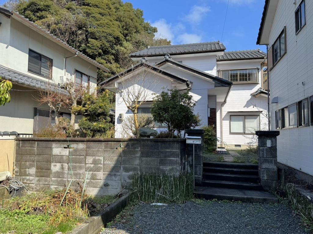 5SLDK House for Sale in Maizuru with 4 Car Parks - Thumbnail 3