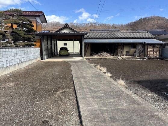 1929 Kominka for Sale in Chikuma, Nagano - 377 Tsubo Land - Thumbnail 2