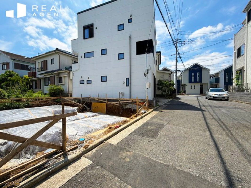 New 4LDK House for Sale in Kanagawa Ward, Yokohama - Thumbnail 2