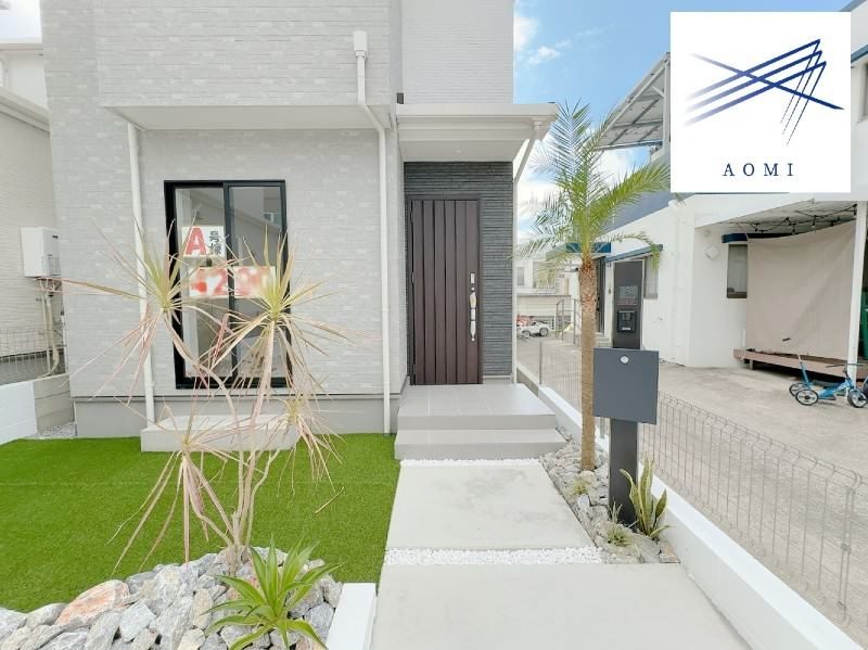 New 2LDK House with Garden & Parking in Okinawa City - Thumbnail 2