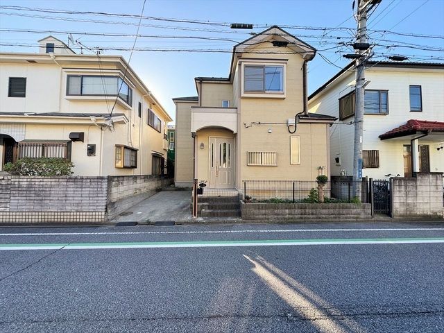 4LDK Family Home for Sale in Iwatsuki, Saitama - Thumbnail 2