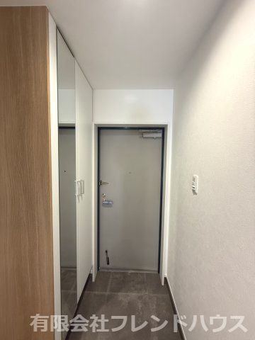 Renovated 3LDK Apartment for Sale in Hiroshima's Aki Ward - Thumbnail 4