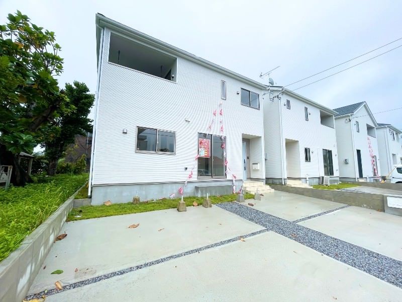 4LDK New House with Roof Balcony in Nanjo City, Okinawa - Main Image