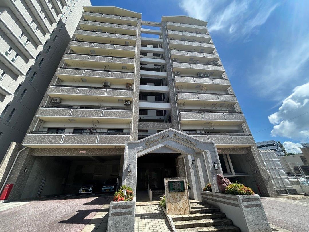 Lions City Shiroma 2LDK Apartment in Urasoe City - Thumbnail 2