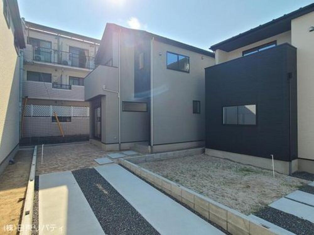 New 4LDK House in Asakita Ward, Hiroshima | 105.31m² - Thumbnail 2