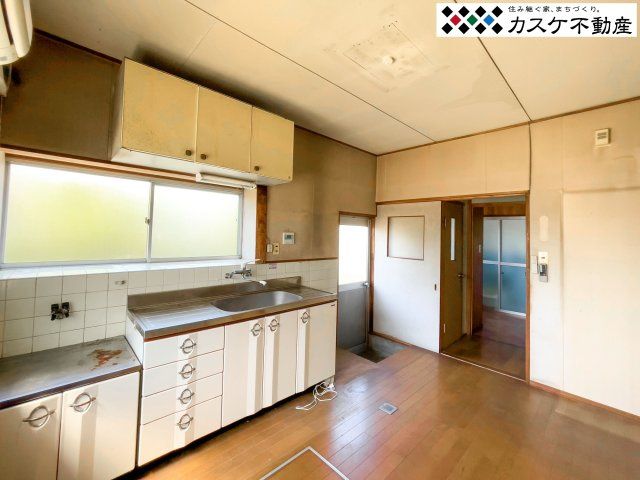 4DK Detached House for Sale in Sotozume, Okayama - Thumbnail 2