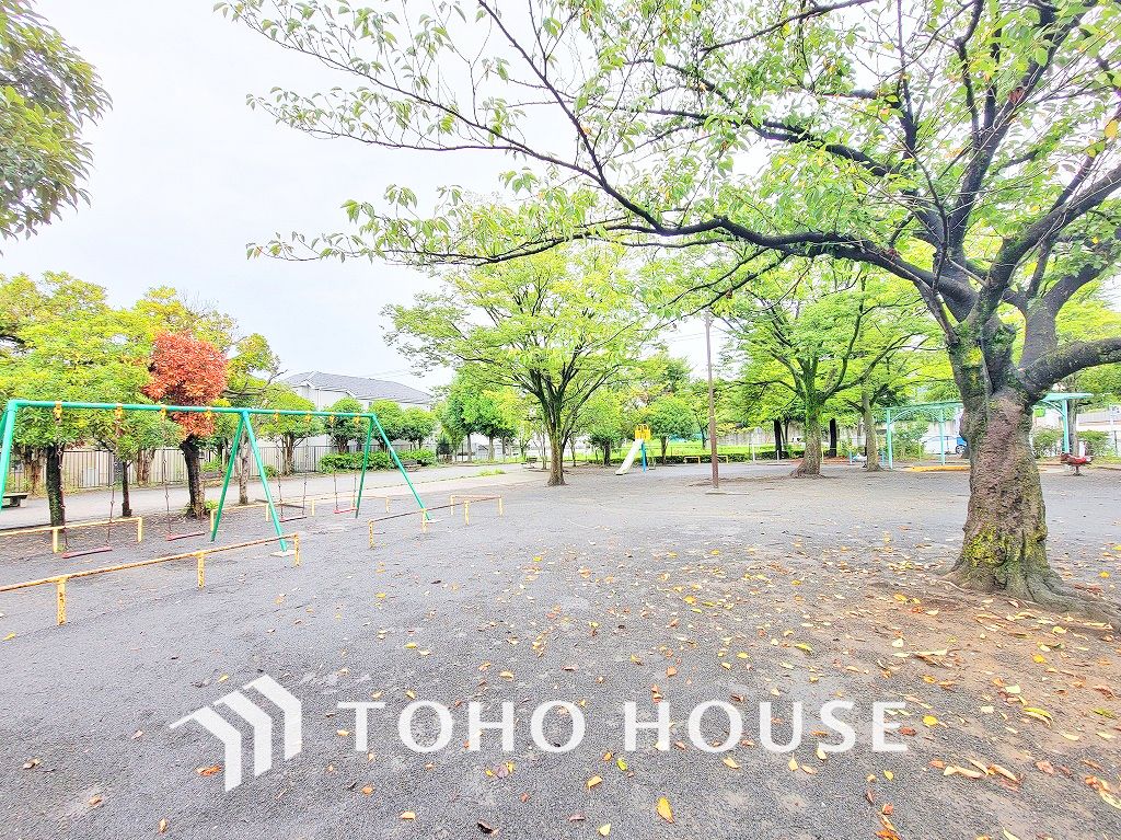 Renovated 5-Bedroom House in Kawasaki's Minami-Ikuta | 155.94 sqm Land - Thumbnail 3