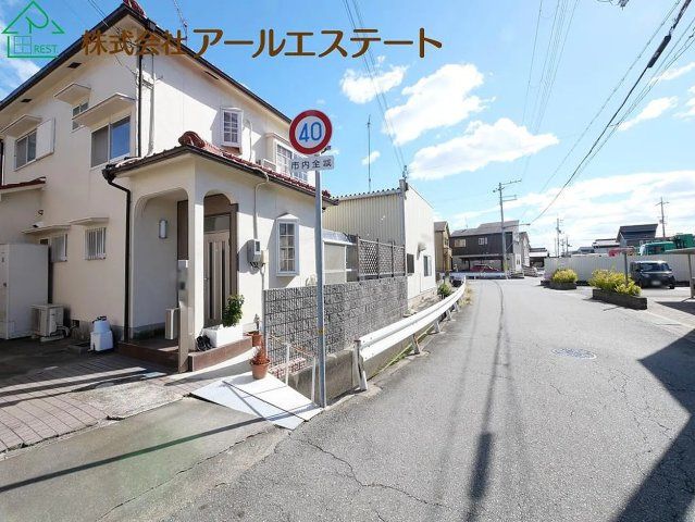 4LDK House for Sale in Kakogawa City, Hyogo | 1280万 Yen - Thumbnail 2