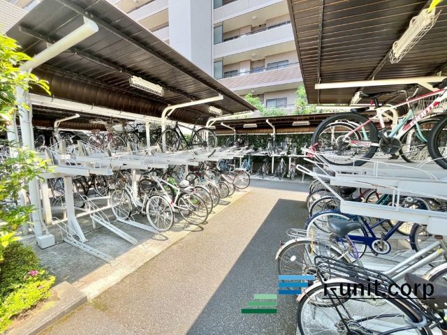 Crestform Ichikawa Minami Grand Stage 3LDK Apartment for Sale - Thumbnail 2