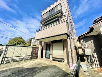 Renovated 3-Story Home in Naganuma-cho with 2 Parking Spaces — Image 1, Inage, Chiba