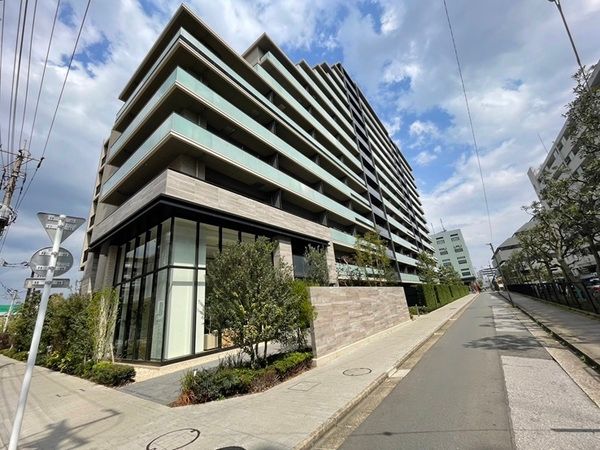 Modern 2SLDK Apartment Near Minami-Sunamachi Station - Thumbnail 3