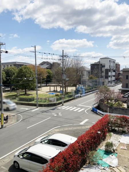 3LDK Kyoto apartment near Kamikatsura Station with large balcony - Thumbnail 4