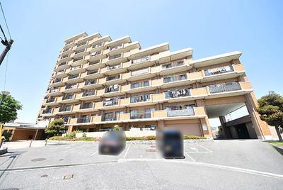 Renovated 3LDK Apartment in Hiroshima's Saeki Ward — Image 1, Saeki, Hiroshima
