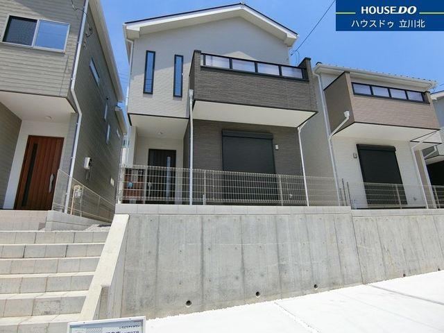 Unoccupied 3LDK House in Akishima Tokyo with Half-Price Commission - Image 1